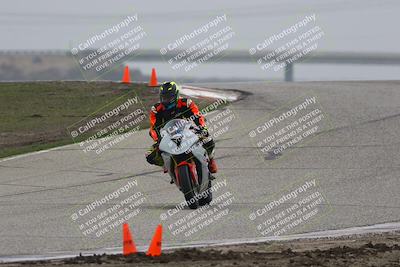 media/Nov-29-2025-TrackDaz (Sat) [[10ae2d9bce]]/B Group/Session 3 (Outside Grapevine)/